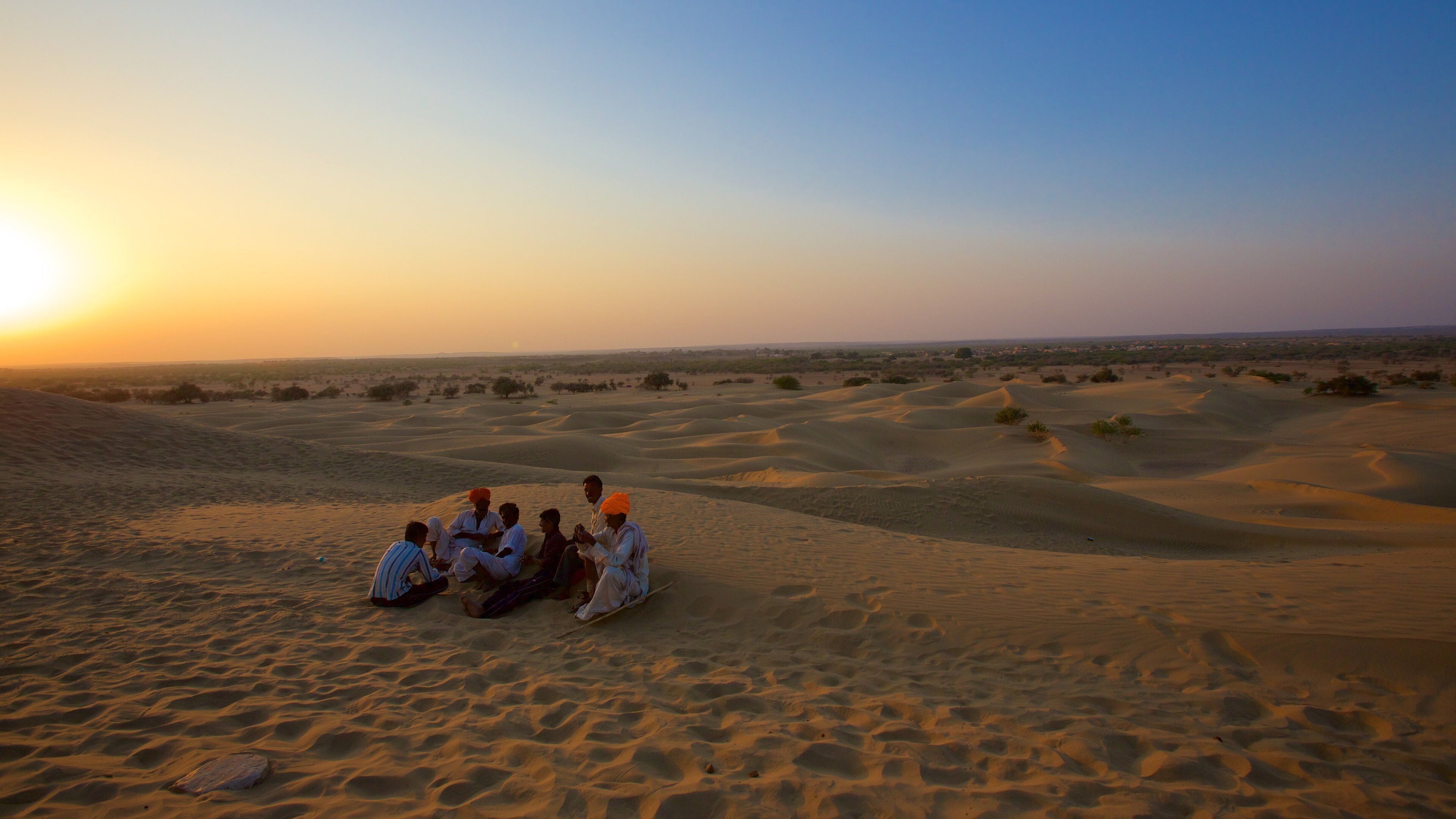 Khuri Sand Dunes cho thấy cảnh sa mạc, hoàng hôn và cảnh thanh bình