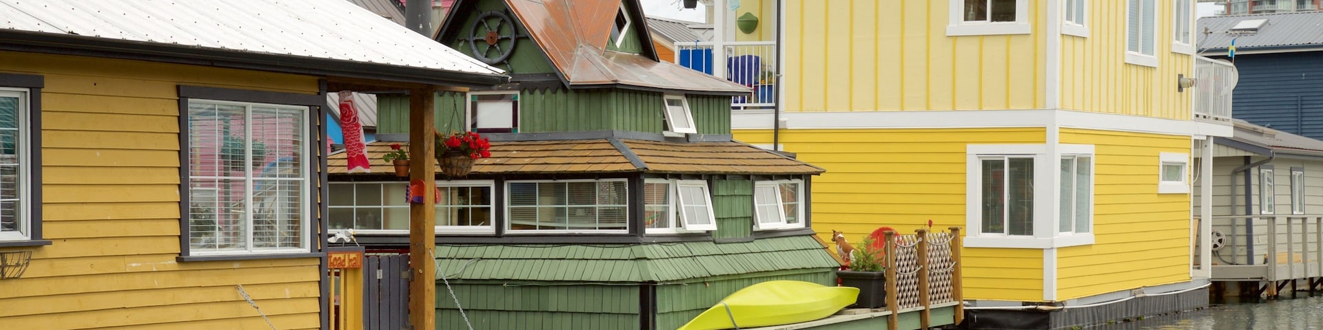 Fisherman\'s Wharf Park featuring a bay or harbor