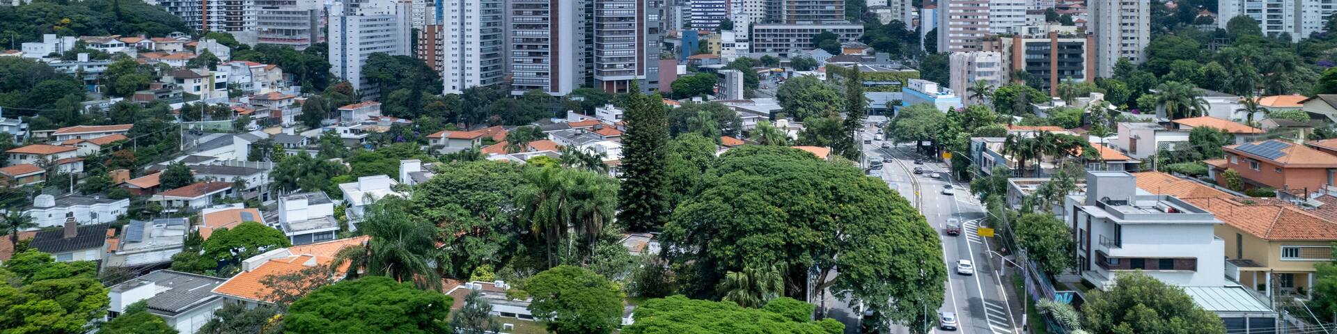 Aerial image of the city of São Paulo, SP. In the neighborhood of Sumaré and Vila Madalena.