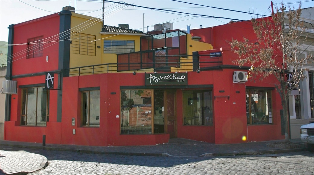 Old Palermo which includes signage