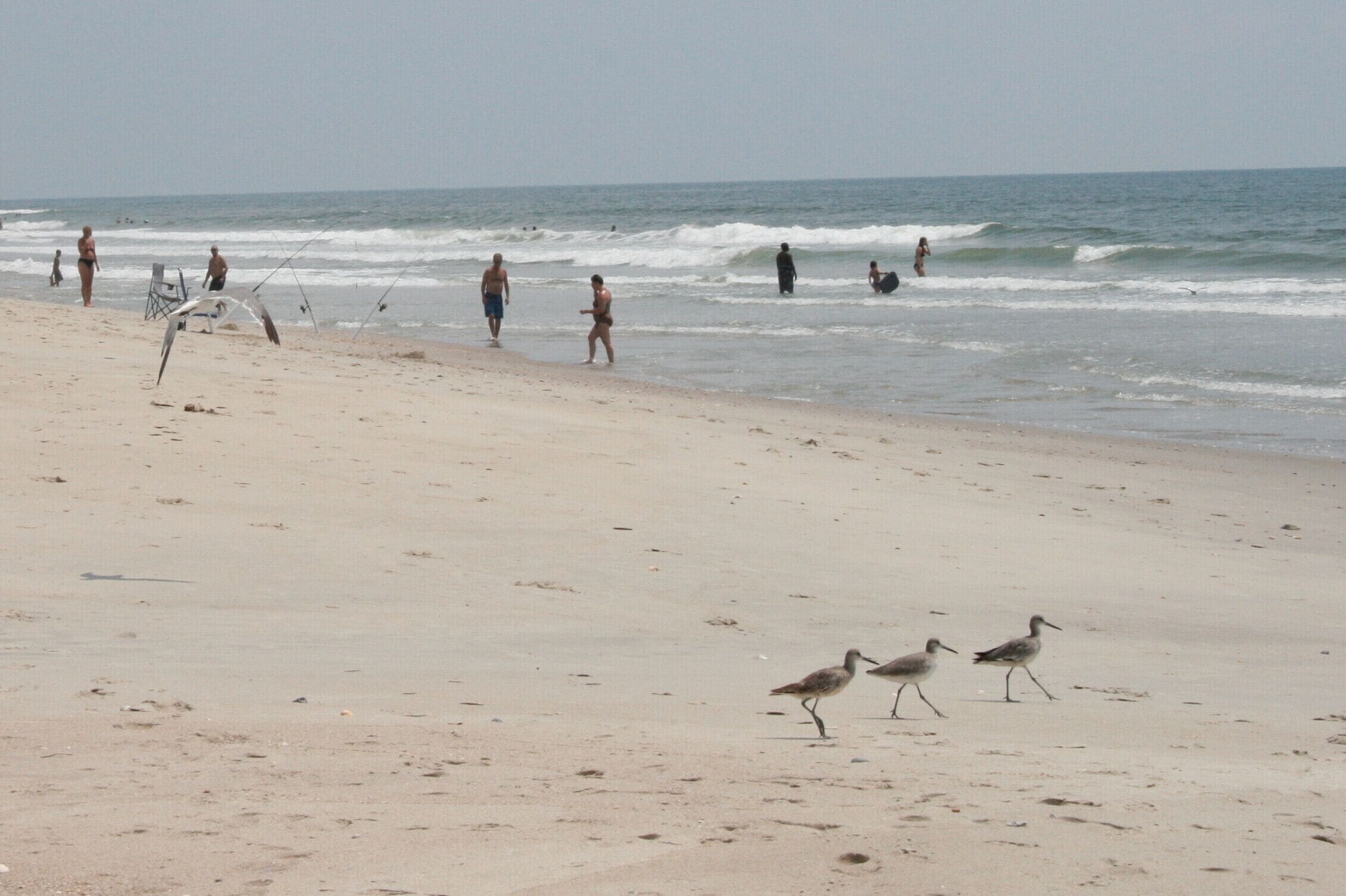 Quiet beach for families. Nice warm water for riding boogie boards. Anyone can do it.
#LifeAtExpedia