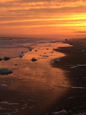 Once if the best family beaches, close to Myrtle Beach and other hotspots, but a world away from the touristy scene. Quiet peaceful and friendly #Golden