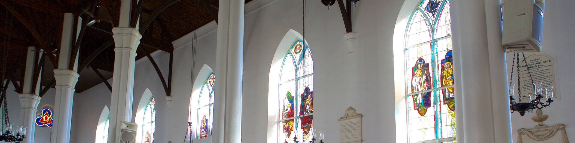 Christ Church Cathedral showing interior views and a church or cathedral