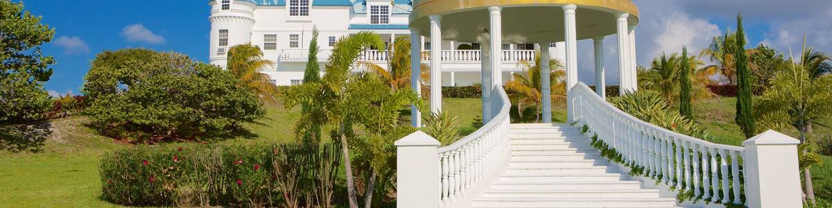 Cooper\'s Castle which includes chateau or palace