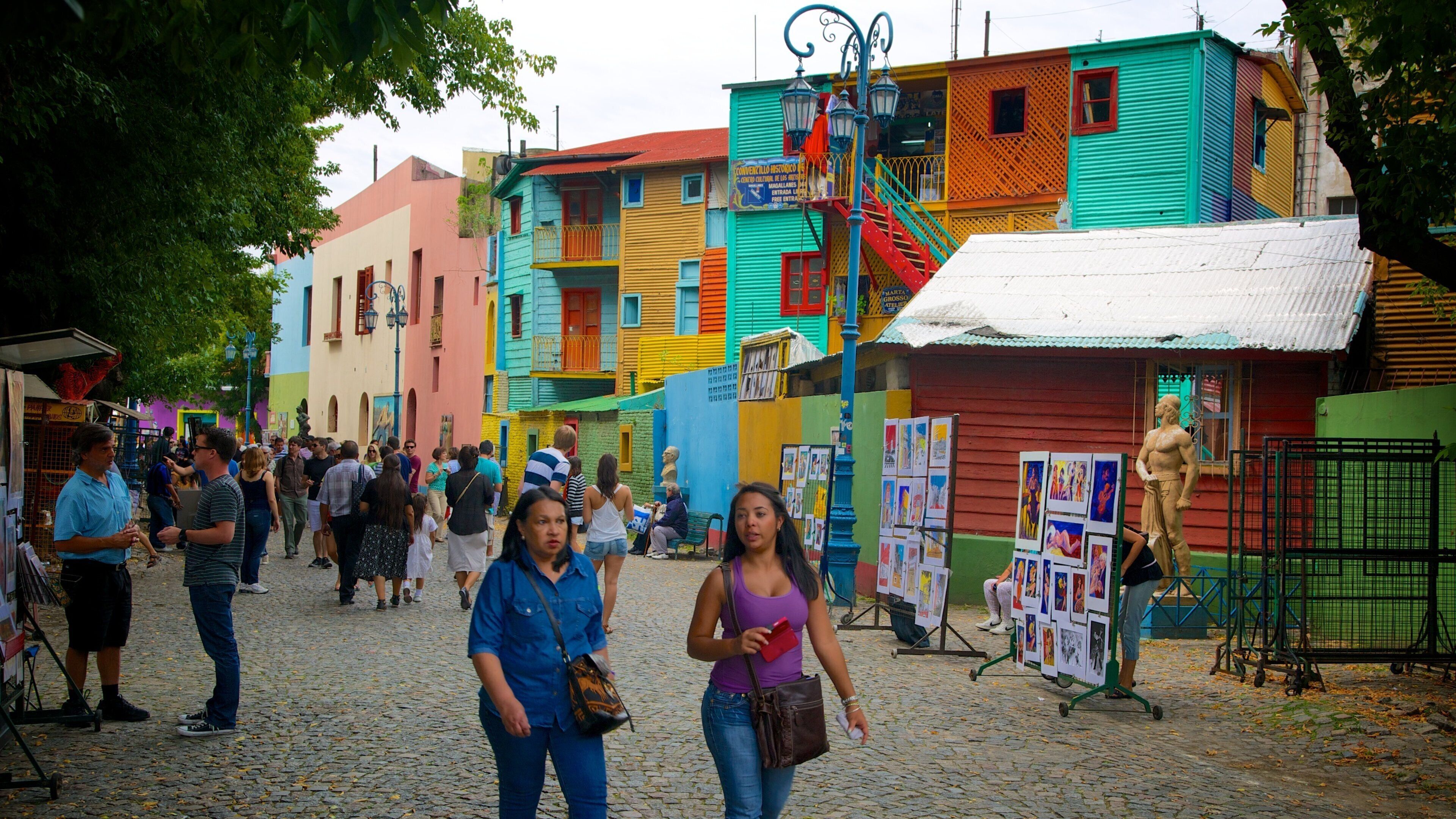 Caminito Street Museum featuring street scenes