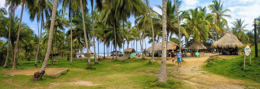 This amazing #camping site/ cabana rental place just 5 mins from the famous Tayrona Park is the perfect place for families to relax... You can camp right in front of the #beach on the sand under the #palm trees (Our tent is the blue one in the back)
It's a quiet place not to visited, at least not when went in Feb 2015.
Best thing you can drive right to where you'll set up (Unlike the Tayrona Park, where you have to walk 2 hours from the parking lot to the camp sites)
It's just an awesome stop on a #Roadtrip