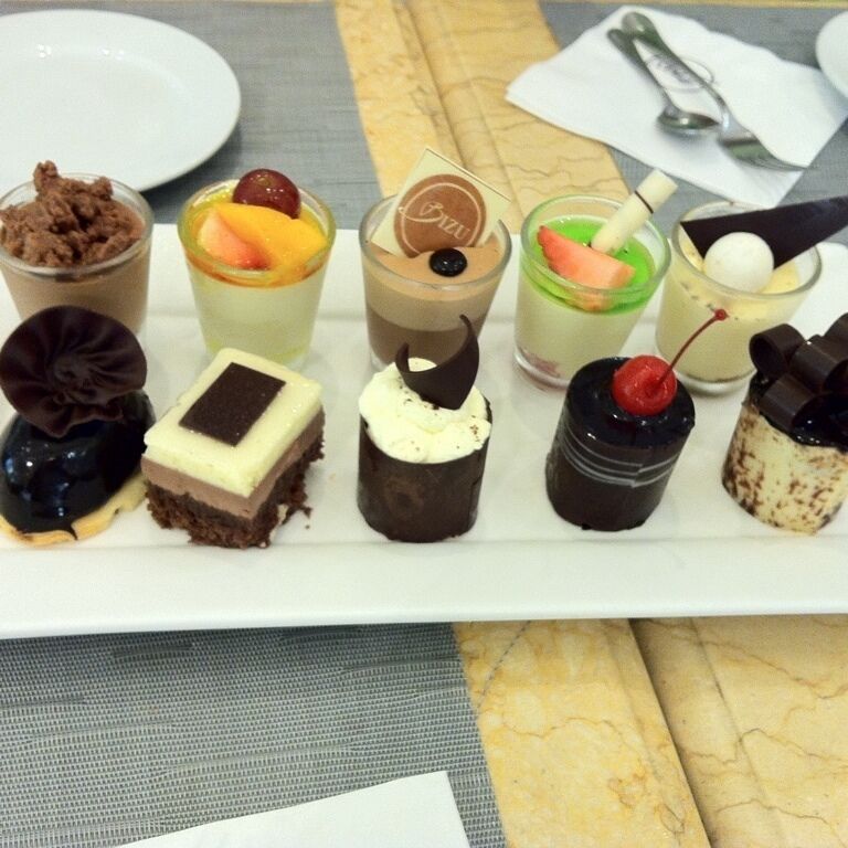 Sinful desserts at Bizu! Truly, Bizu-licious! :))