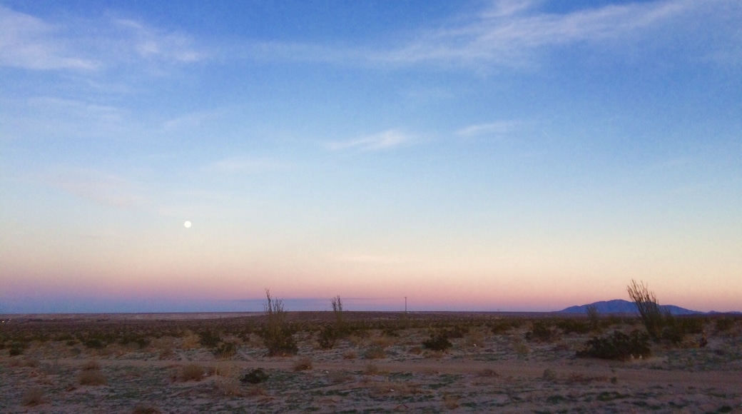 Refueling for the moonrise