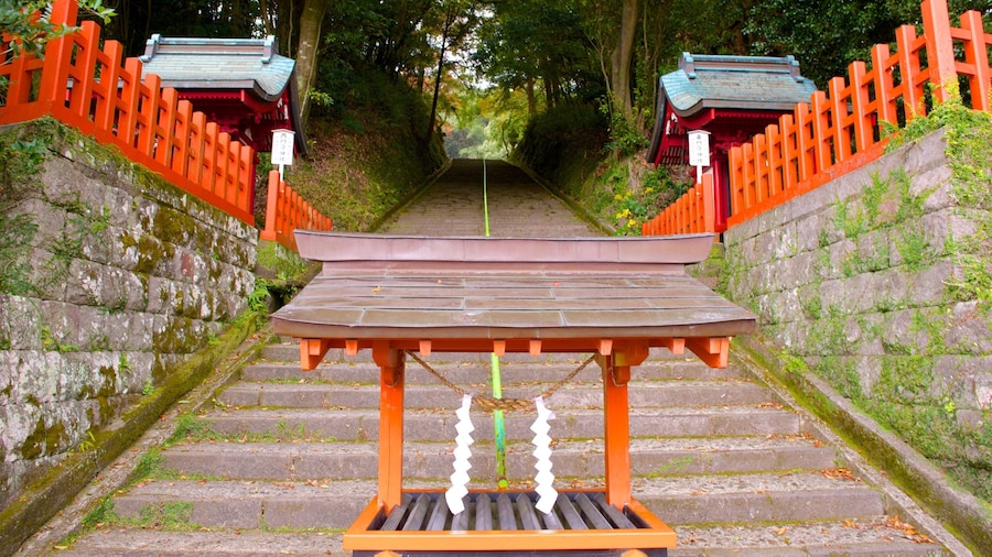 Santuario de Nitta que incluye un templo o lugar de culto