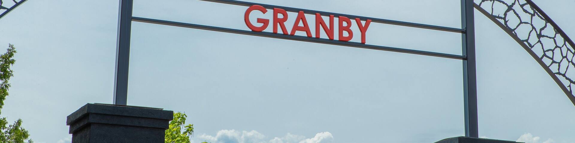 Granby Zoo which includes signage