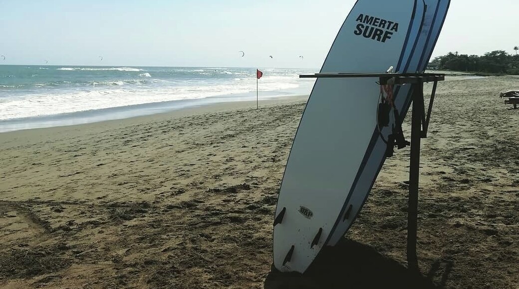 These waves are violent! Swim at your own risk ;) #Bali #LifeAtExpedia #Golden #Indonesia