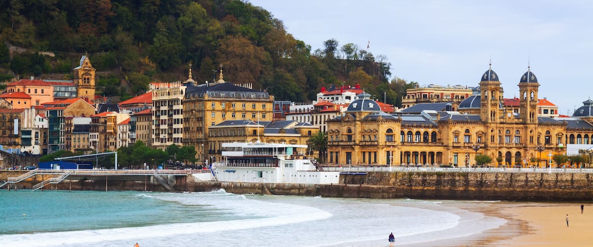 La Concha beach in autumn day at San Sebastian. Spain