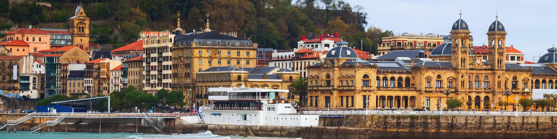 La Concha beach in autumn day at San Sebastian. Spain