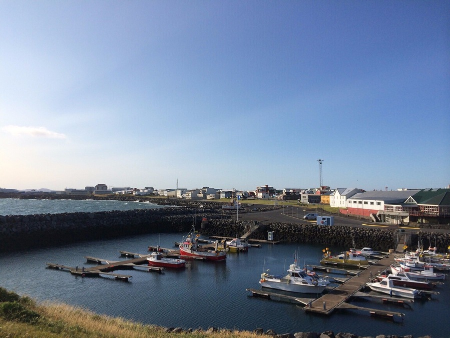 A great bed and breakfast in Keflavic Iceland. About 15 min from the airport and 45 min from Reykjavik. Also near the Blue Lagoon.
