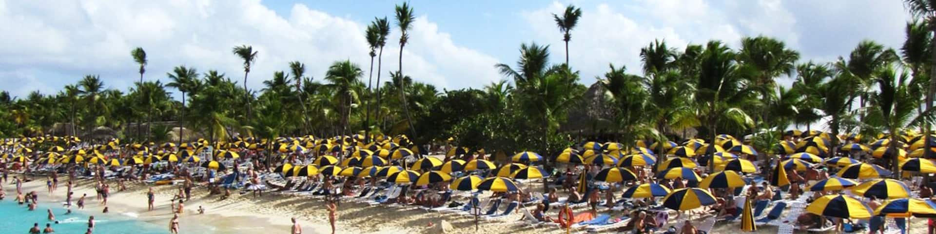 Catalina Island or know locally as Isla Catalina is a small island located about one and a half miles from the mainland of the Dominican Republic. It was one of the stops on our cruise.
It is a beautiful little island with not much infrastructure, but a beautiful stretch of beach with turquoise water and white sandy shores. It is the ideal location to just sit back kick up your feet up and enjoy some R&R.
Check out our website and see what else we have discovered. http://www.travelwith2ofus.com/
#blue #travel #destination #Caribbean #DominicanRepublic #SantoDomingo #beachbound #Springfun #aquatrove