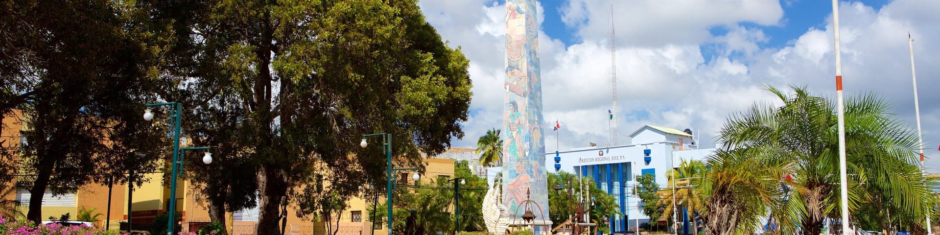 El Obelisco featuring a monument