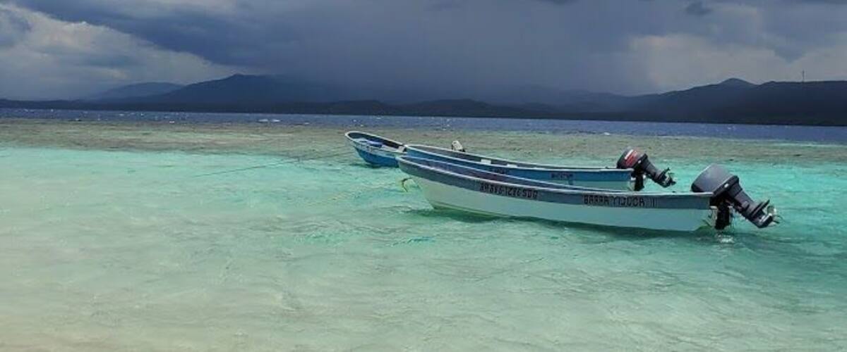 #adventure
I never tire of the views surrounding Cayo Arena.  What a great snorkeling adventure for my students after a week of hard work in Jarabacoa.