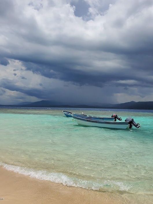 #adventure
I never tire of the views surrounding Cayo Arena.  What a great snorkeling adventure for my students after a week of hard work in Jarabacoa.