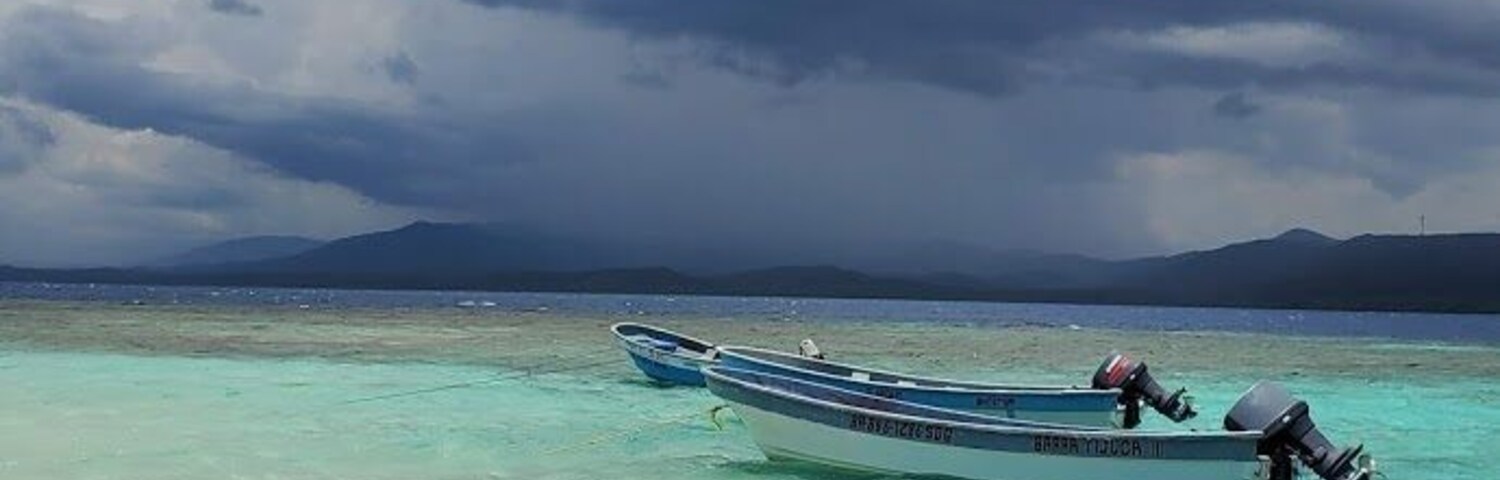 #adventure
I never tire of the views surrounding Cayo Arena.  What a great snorkeling adventure for my students after a week of hard work in Jarabacoa.