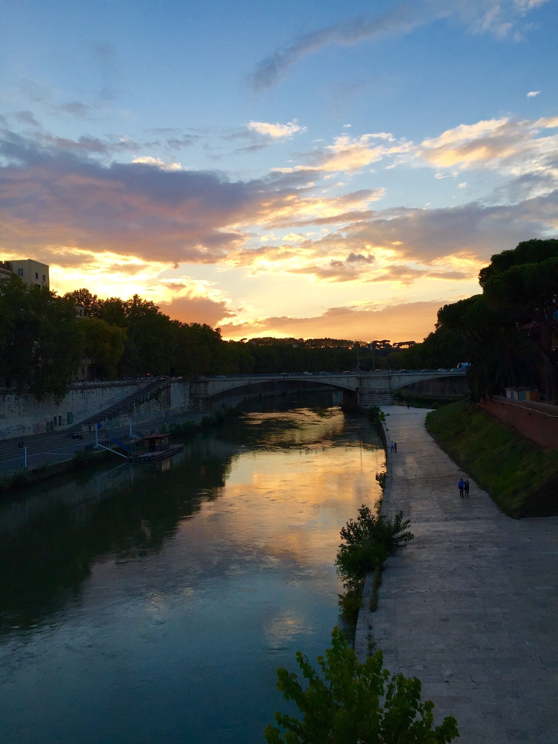 Sunset on the Tiber in Rome