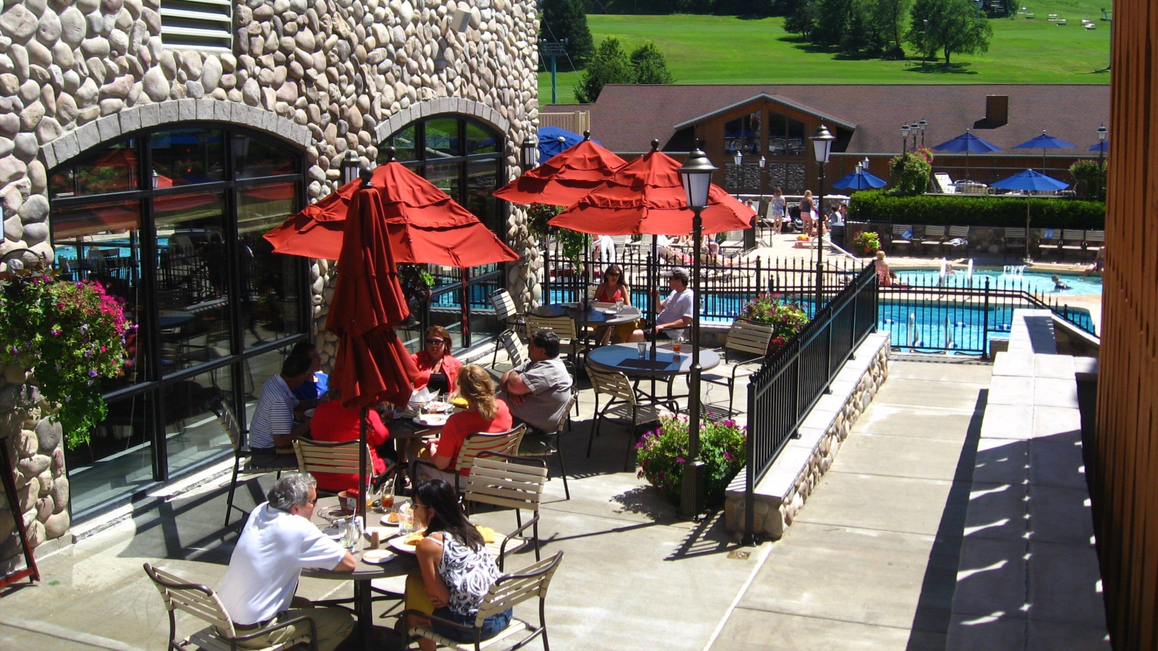 Holiday Valley Ski Area featuring cafe lifestyle, dining out and outdoor eating