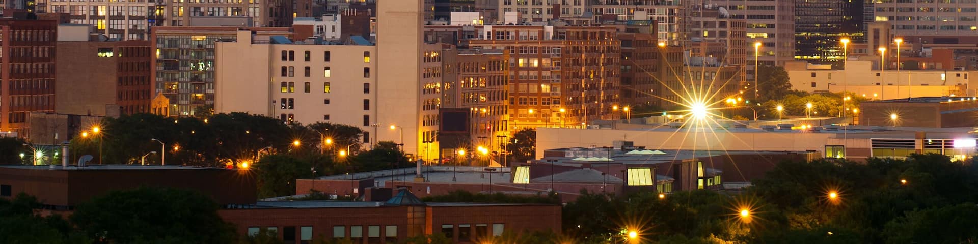 Chicago skyline at twilight.