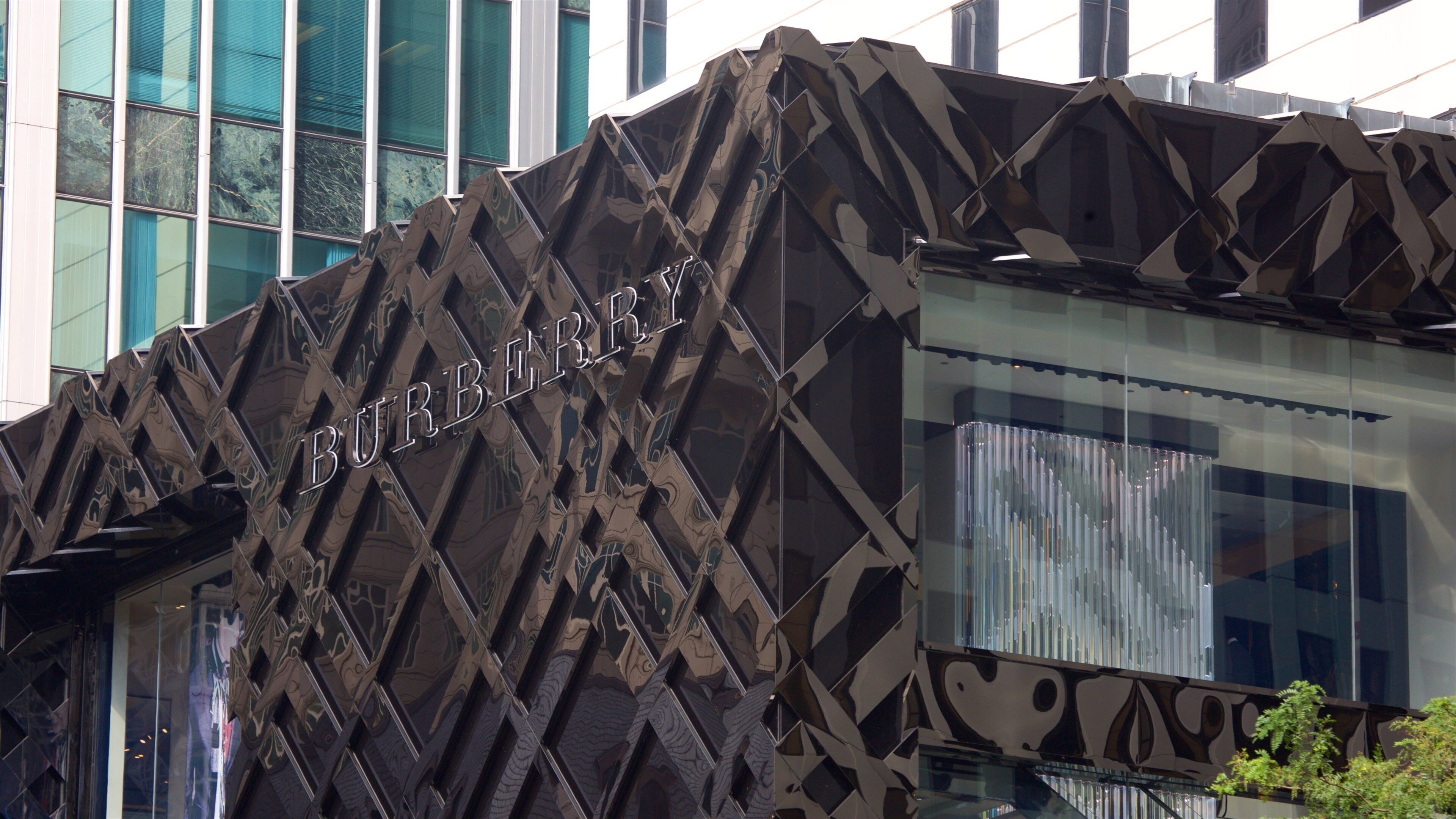 Shops at North Bridge toont bewegwijzering en winkelen