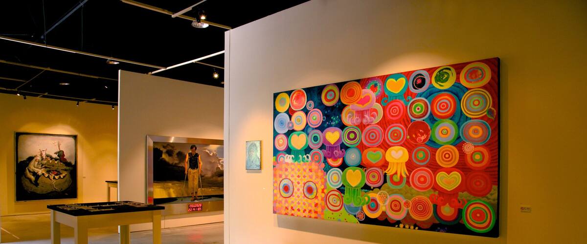 Pier-2 Art Center showing interior views