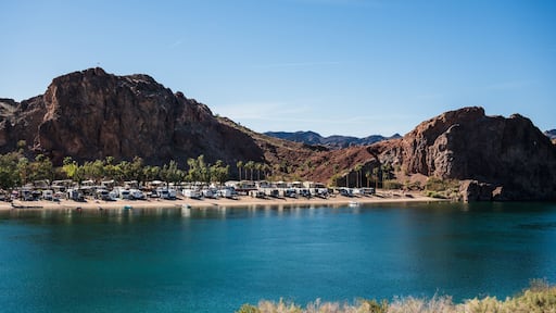 Campgrounds and resorts along the Colorado River below the Parker Dam. California - Arizona border.
