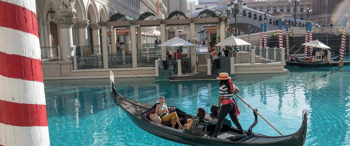 LasVegas_GondolaRidesatTheVenetian_6228233_003