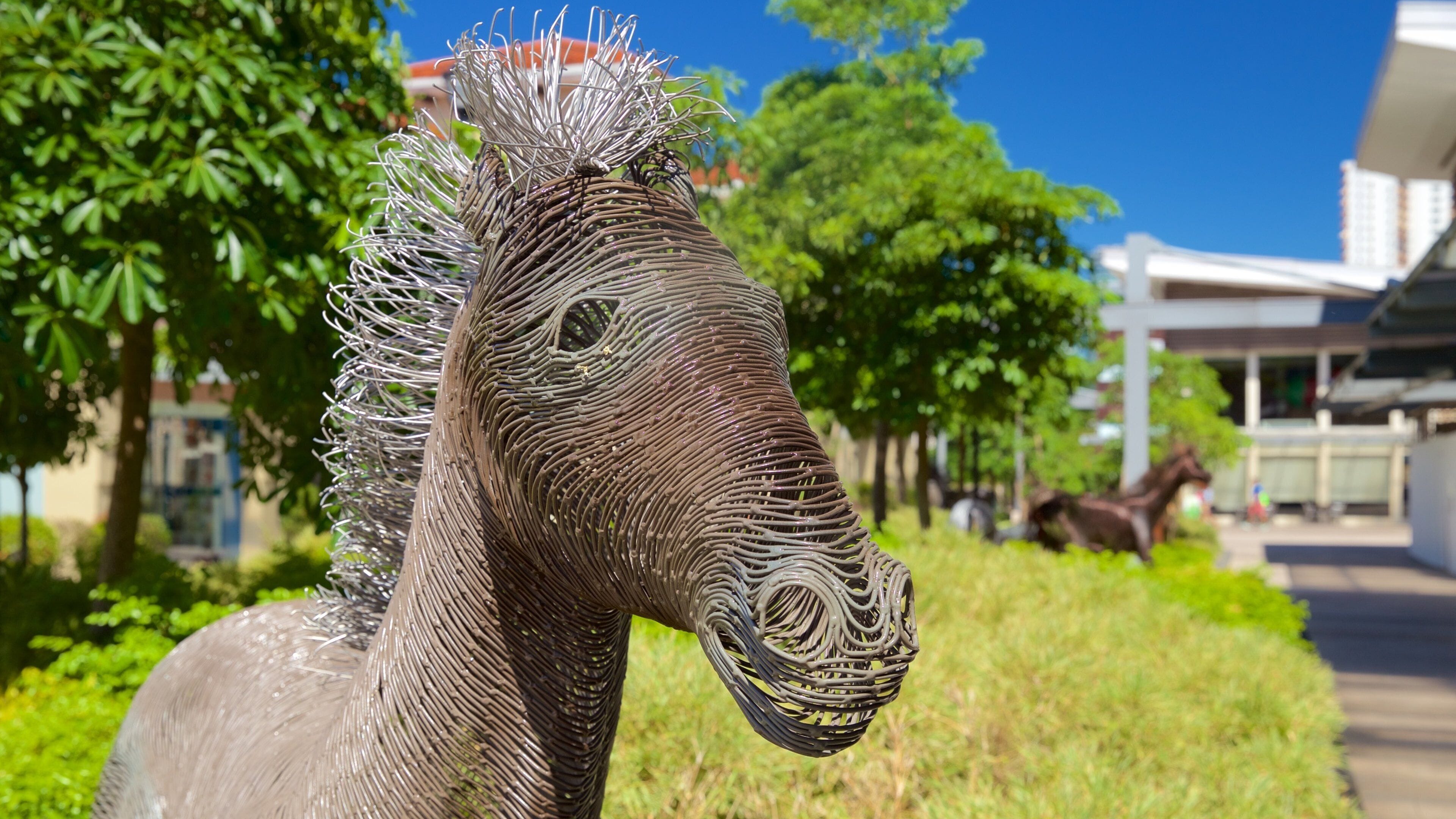 Alabang which includes outdoor art