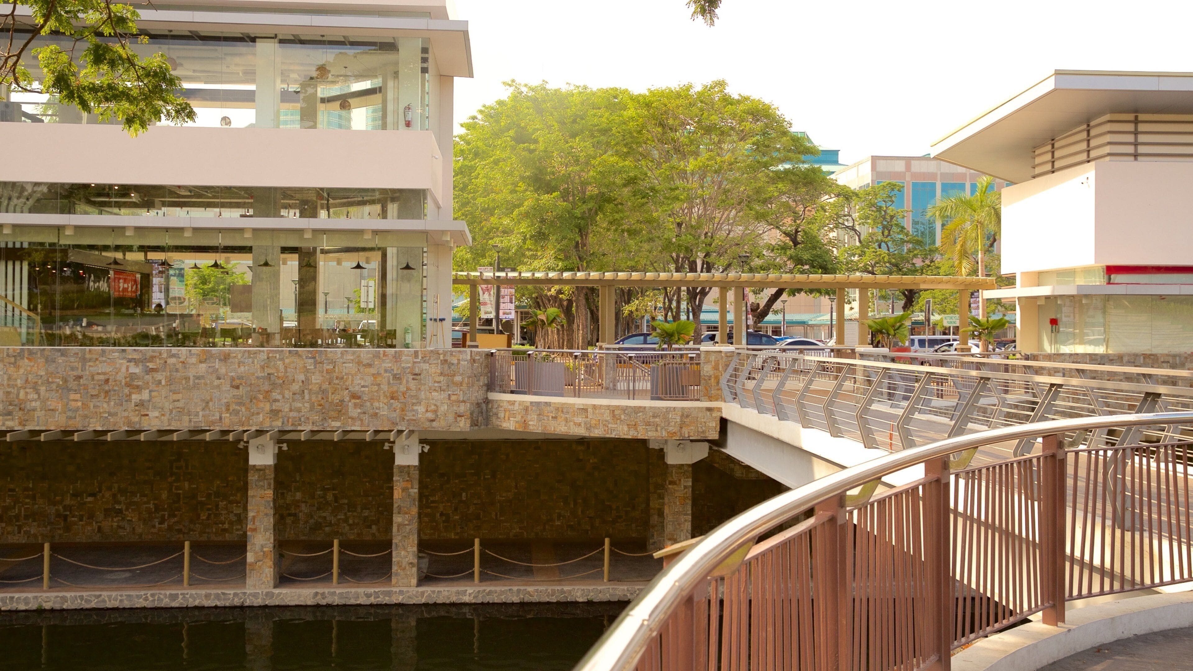 Alabang showing a bridge