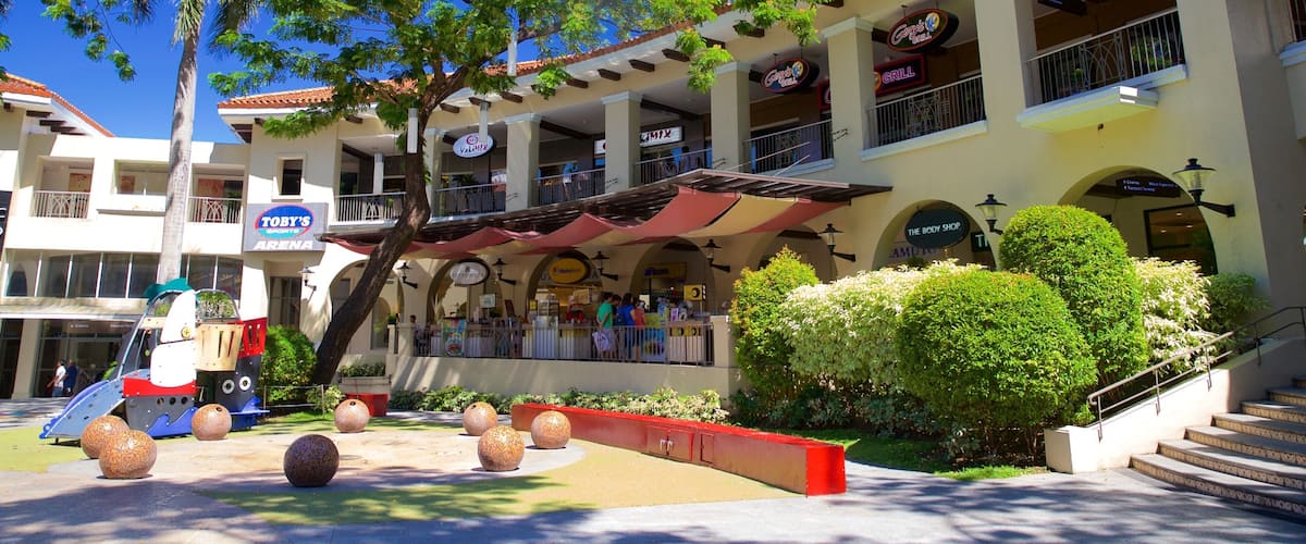 Alabang showing a park