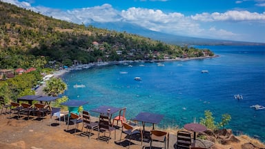 A viewpoint overlooking the Jemeluk beach and mount Agung in Amed, Bali; Shutterstock ID 1010771674; Purchase Order: SP-2026; Order Number: SP-2026 Go Guide images research for Bali (Indonesia); Client/Licensee: Hotels.com; Other: Lee Ban Twan