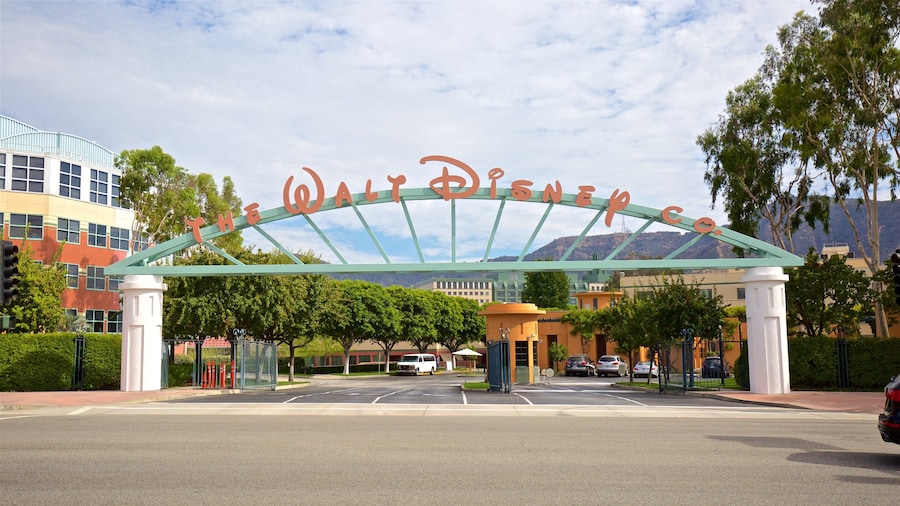 Walt Disney Studios showing signage