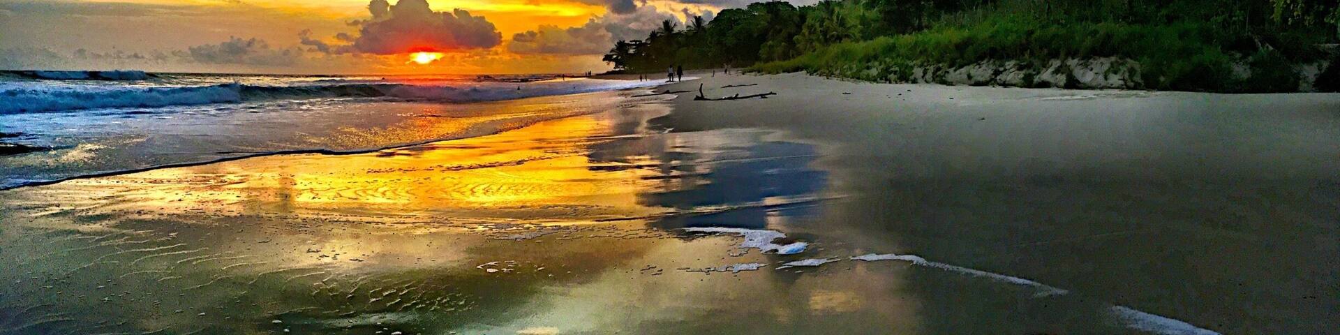 Have tamarind-ginger margaritas at Habenero. You can sit on the beach and catch these amazing sunsets.. #BeachTips