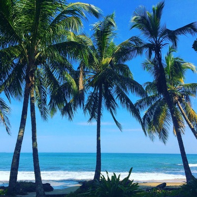 Footpath around Playa Cocles, next to Puerto Viejo. #costarica #endlesssummer #beach