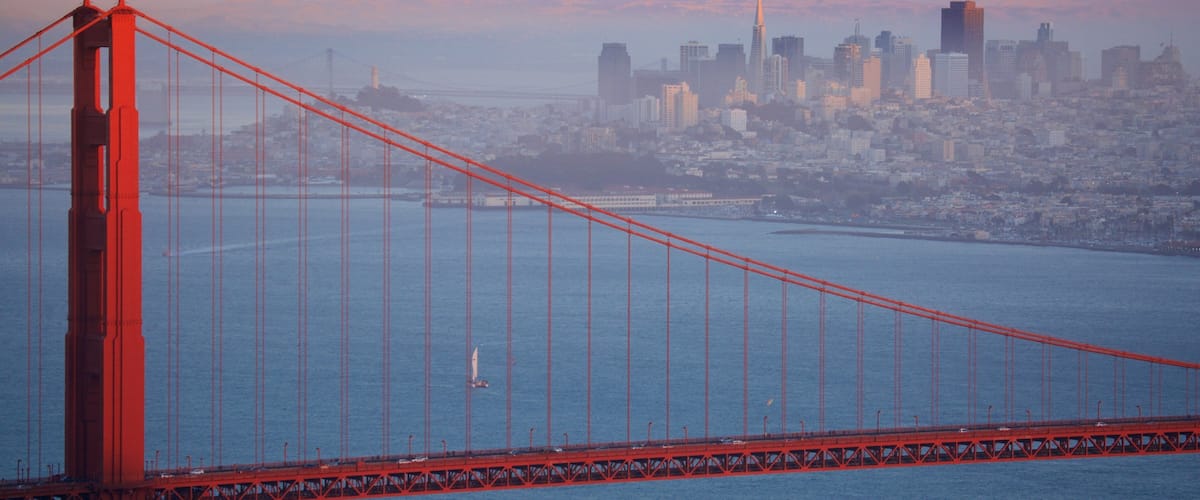 Northern California which includes a bridge, a city and a bay or harbor