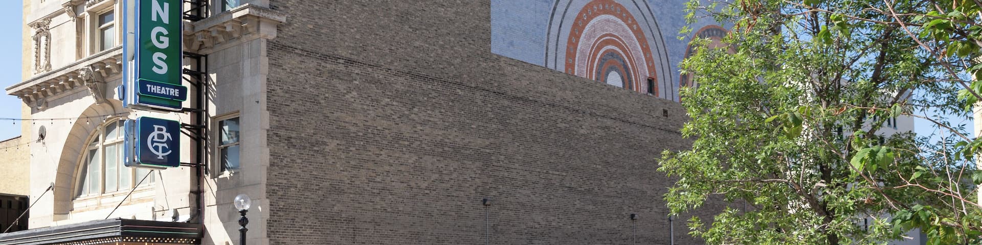 Winnipeg_BurtonCummingsTheatre_6229642_04