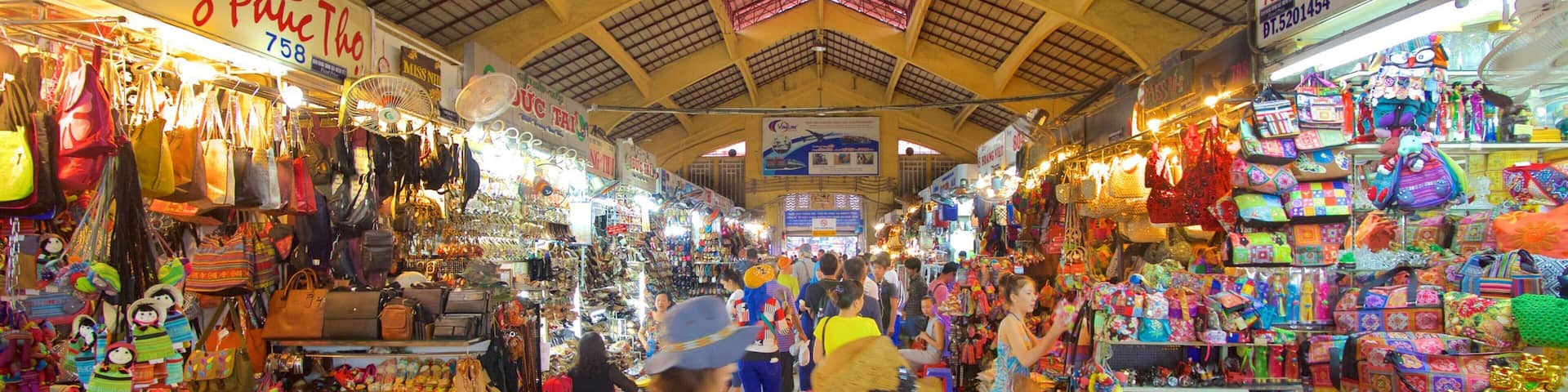 Marché de Ben Thanh mettant en vedette marchés et shopping