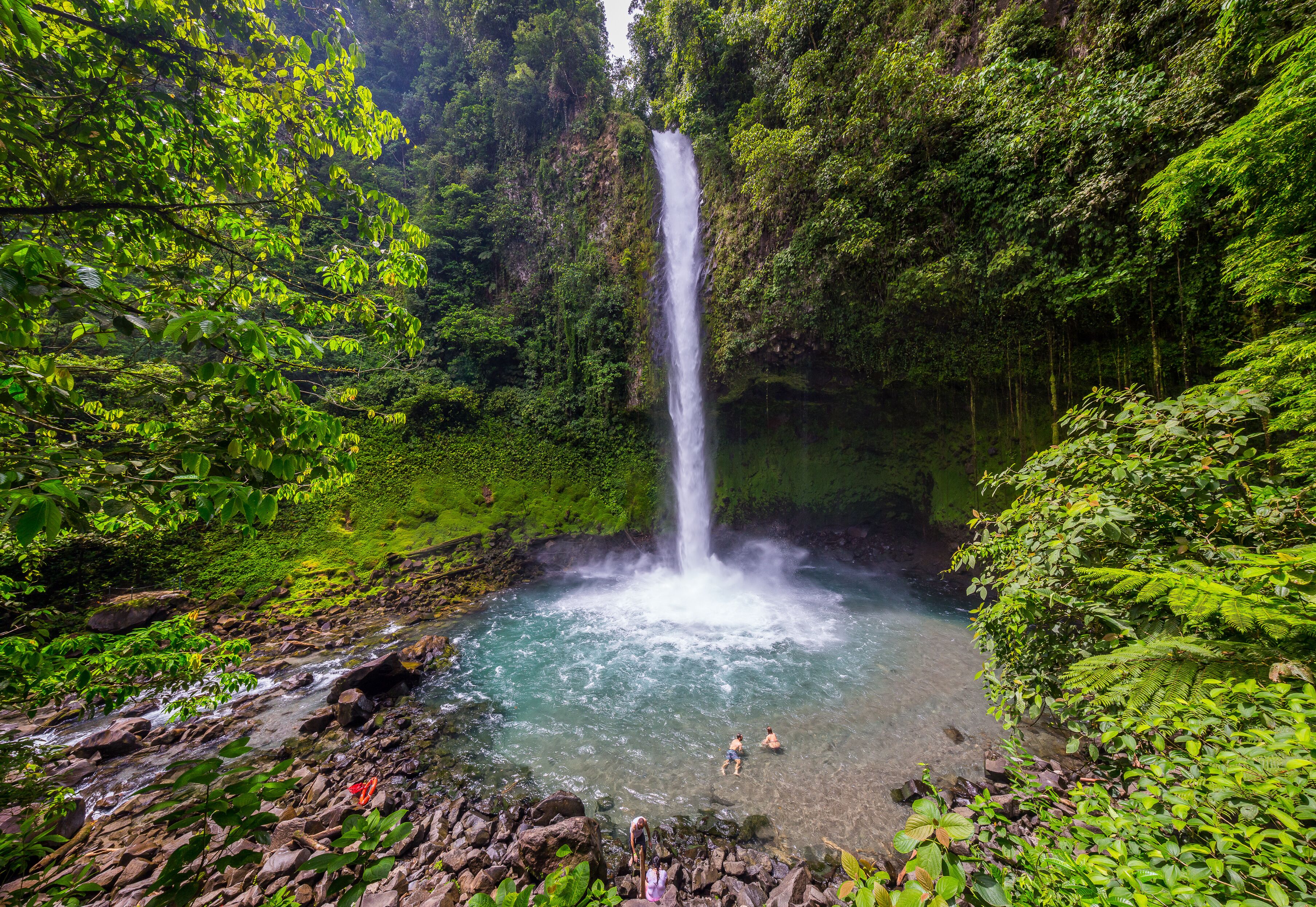 La Fortuna waterfall costa rica