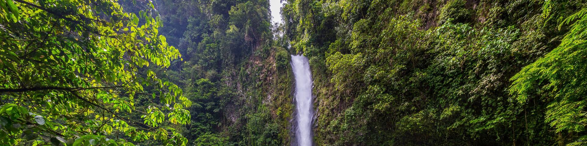 La Fortuna waterfall costa rica