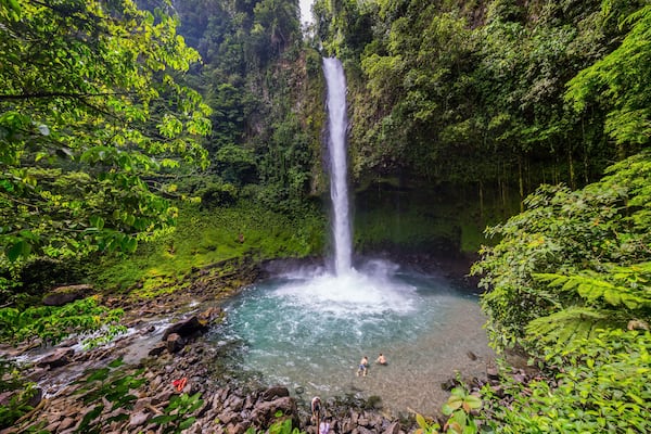 La Fortuna waterfall costa rica