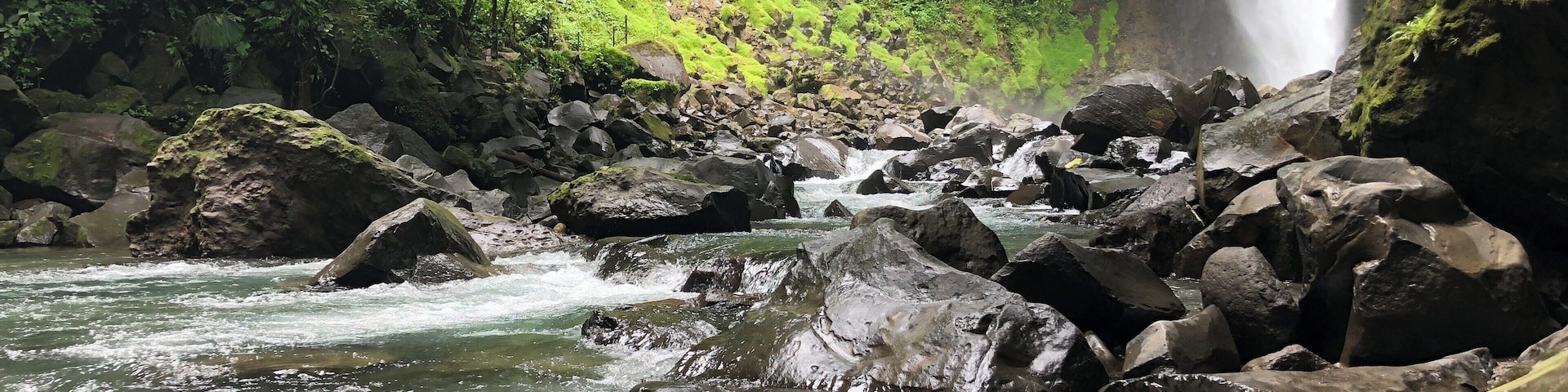 Pura Vida😍 Costa Rica = land of waterfalls:)
#life #culture