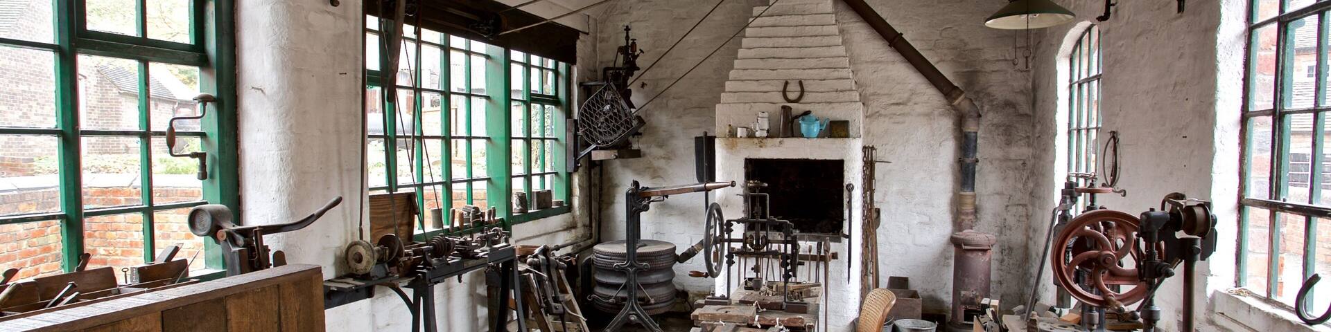 Blists Hill featuring interior views