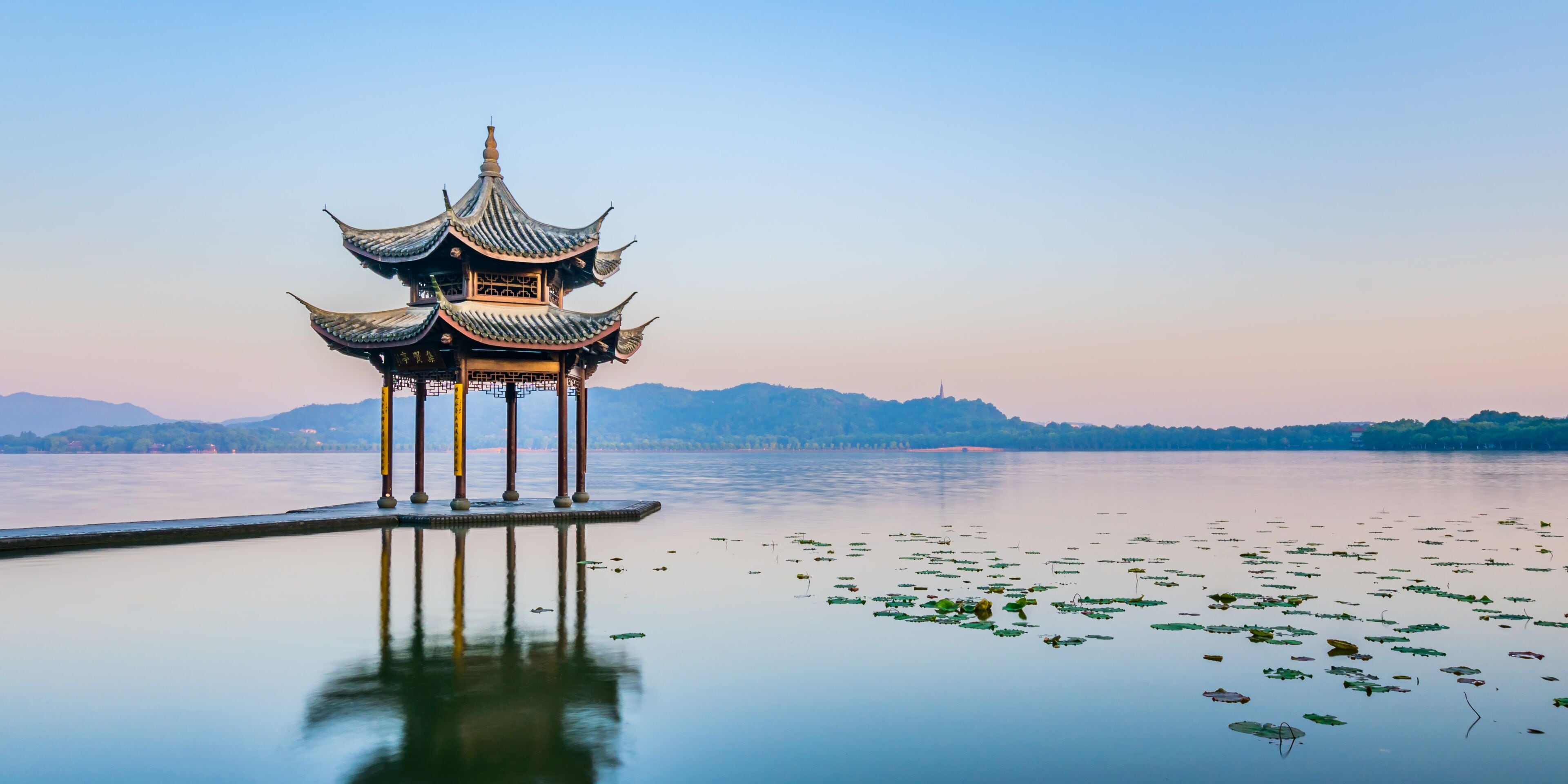 Sunset scenery of West Lake in Hangzhou, Zhejiang Province, China