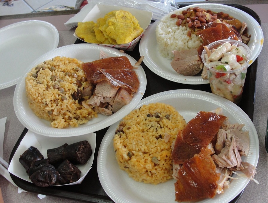 After so many hairpin turns, it is worth the drive to "Ruta de lechon".