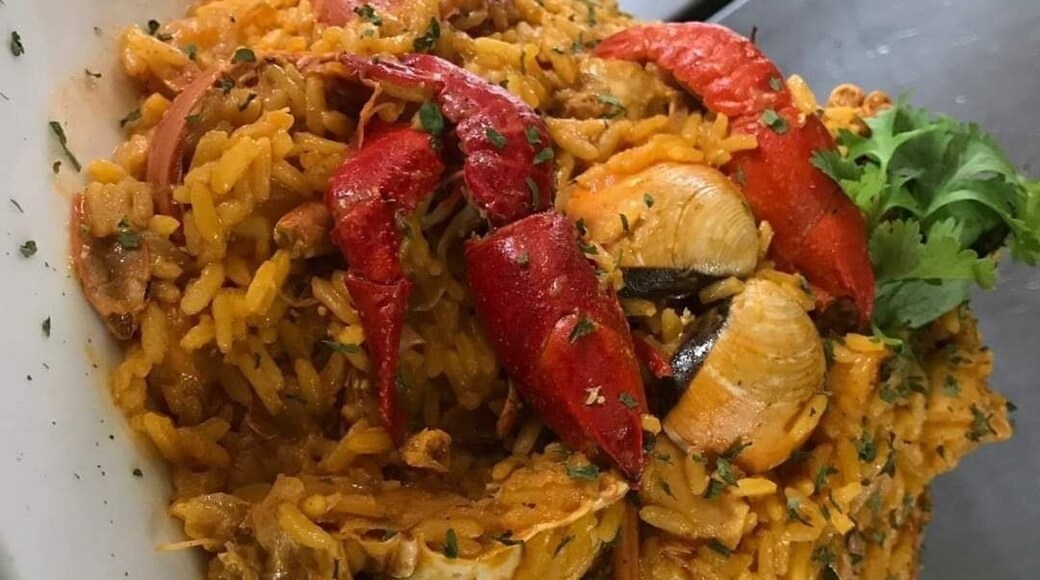 La Paella Fanduca (mariscos)
En Coco's Restaurant & Bar