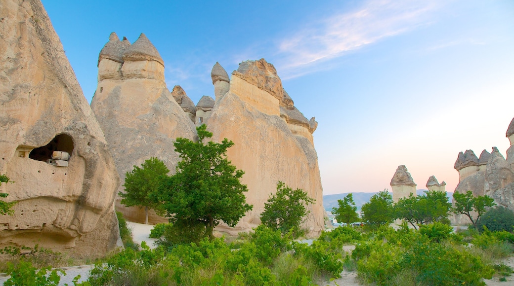 Pasabag ofreciendo montañas