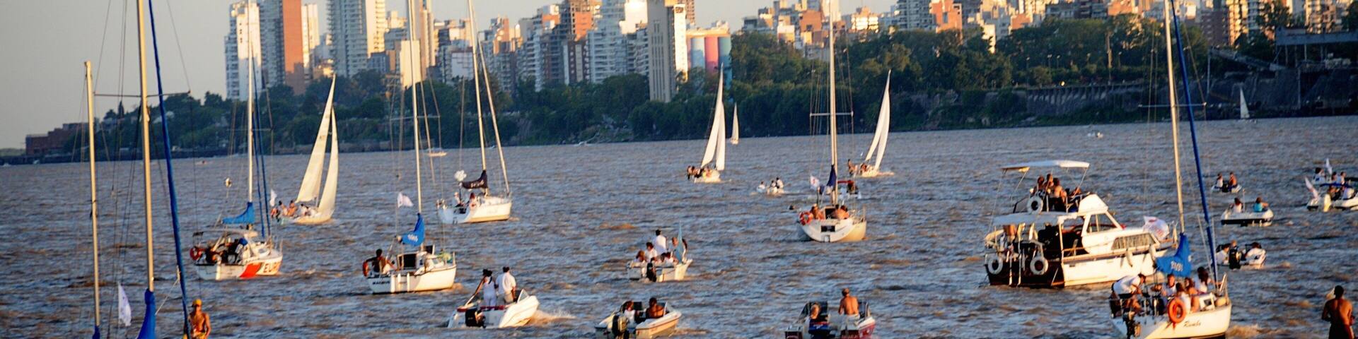 Santa Fe mit einem Segeln, Bootfahren und Fluss oder Bach